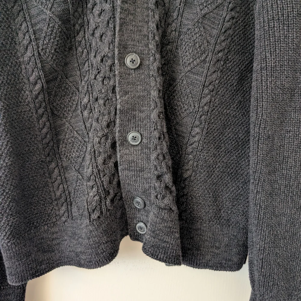 GAP Men XL 100% Cotton Cardigan Sweater Gray Grandpa Cottage Cabin Preppy Grunge - Picture 2 of 7